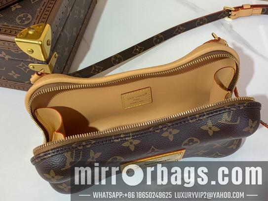 LV Replica Bags Bone M12615 14x6x24cm gf