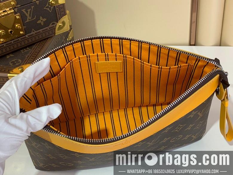 LV Replica Bags Voyage m13198 21x7.5x30cm gf2