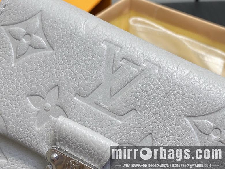 LV Replica Bags Compact M13464 11.5x8.5x4cm gf