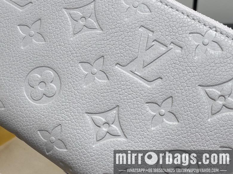 LV Replica Bags Zippy M13825 19.5x10.5x2.5cm gf