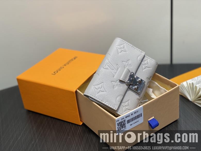 LV Replica Bags Compact M13464 11.5x8.5x4cm gf