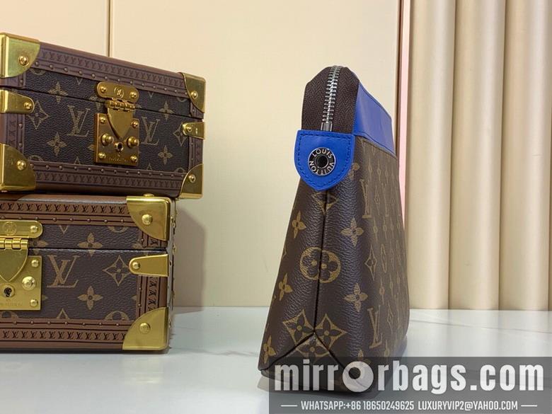 LV Replica Bags Voyage m13198 21x7.5x30cm gf