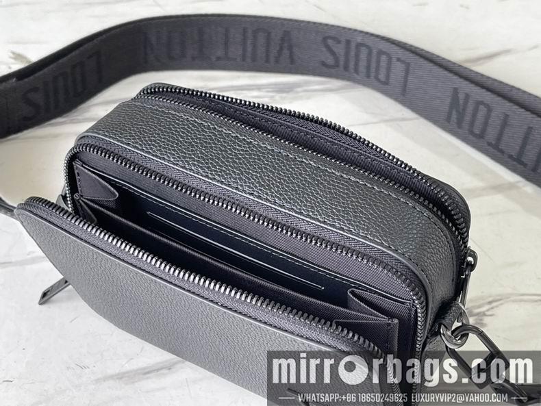 LV Replica Bags Alpha Wearable M59161 18.5x11x6.5cm gf
