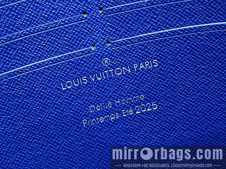 LV Replica Bags Voyage M00145 27x21cm gf