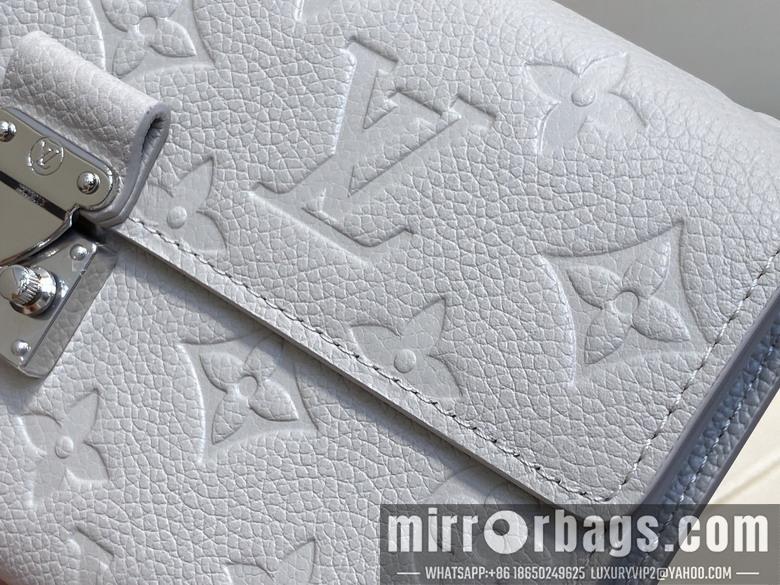 LV Replica Bags Sarah M13463 19x11x3cm gf
