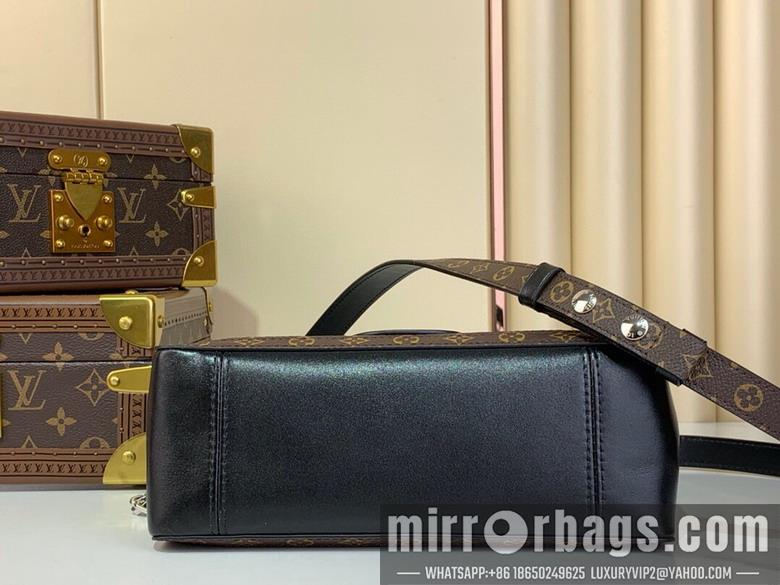 LV Replica Bags Dauphine m13450 17x9x24cm gf