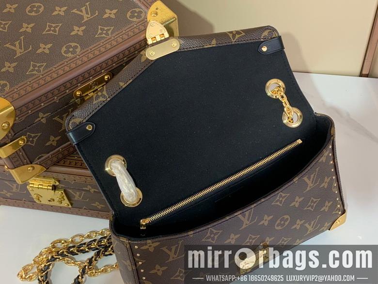 LV Replica Bags Trunkie m14526 16x8x27cm gf