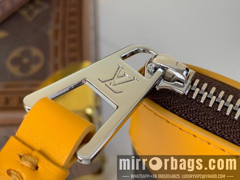 LV Replica Bags Voyage m13198 21x7.5x30cm gf2