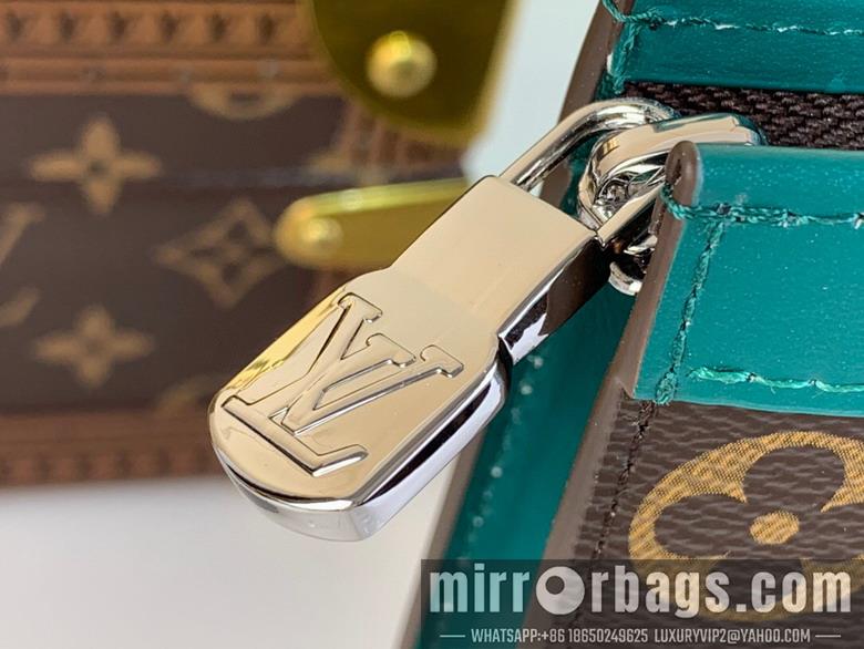 LV Replica Bags Voyage m12815 21x6x27cm gf1