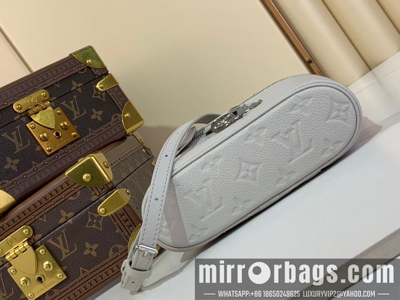 LV Replica Bags Vanity m13593 11.5x6.5x19cm gf