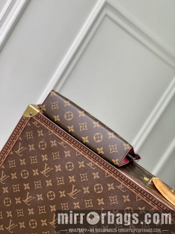 LV Replica Bags Alpha M81124 18.5x11x6.5cm gf4