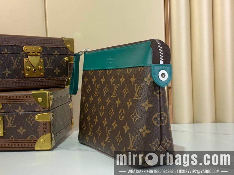 LV Replica Bags Voyage m13198 21x7.5x30cm gf1
