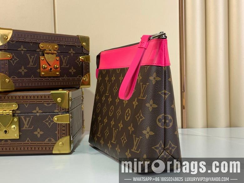 LV Replica Bags Voyage m13198 21x7.5x30cm gf3