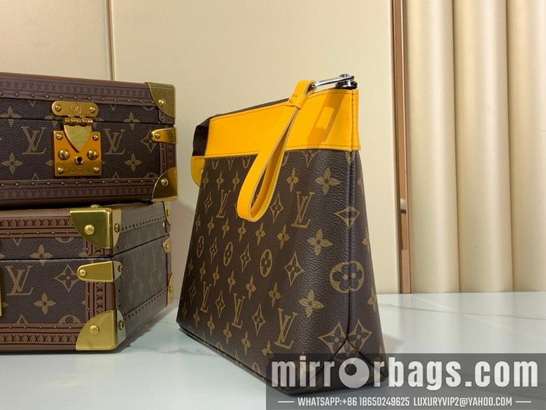 LV Replica Bags Voyage m13198 21x7.5x30cm gf2