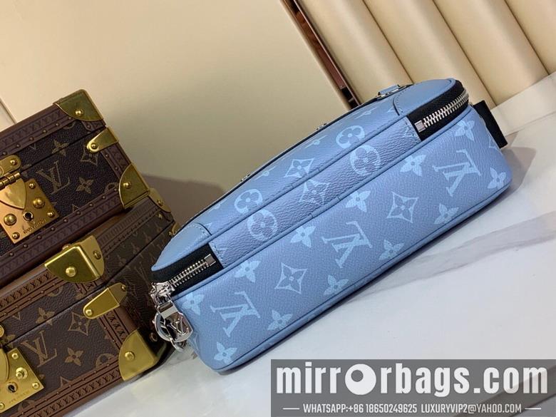 LV Replica Bags Alpha m14073 16x8x24cm gf