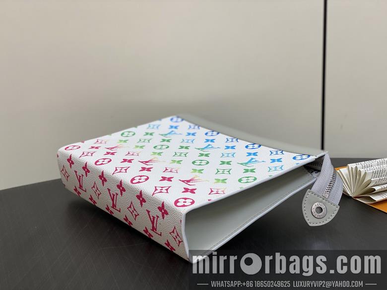 LV Replica Bags Voyage M13907 27x21x5cm gf