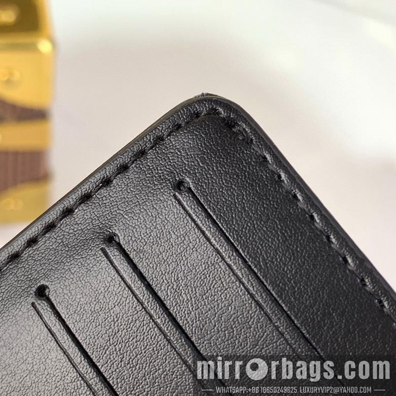 LV Replica Bags Clea m13829 11.5x8.5x2.2cm gf1