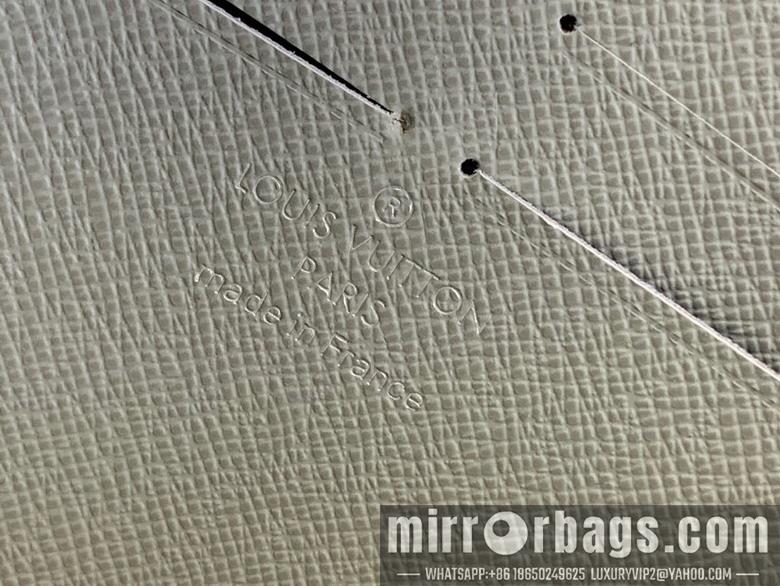 LV Replica Bags Voyage M61692 26x20x5cm gf