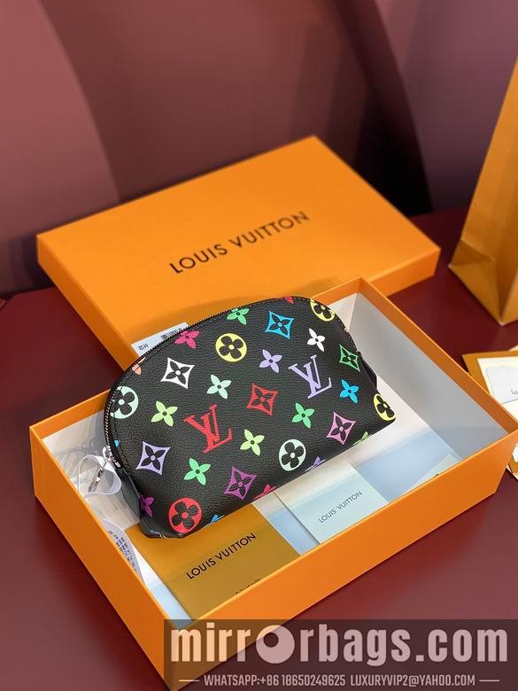 LV Replica Bags M13744 19X12X6cm