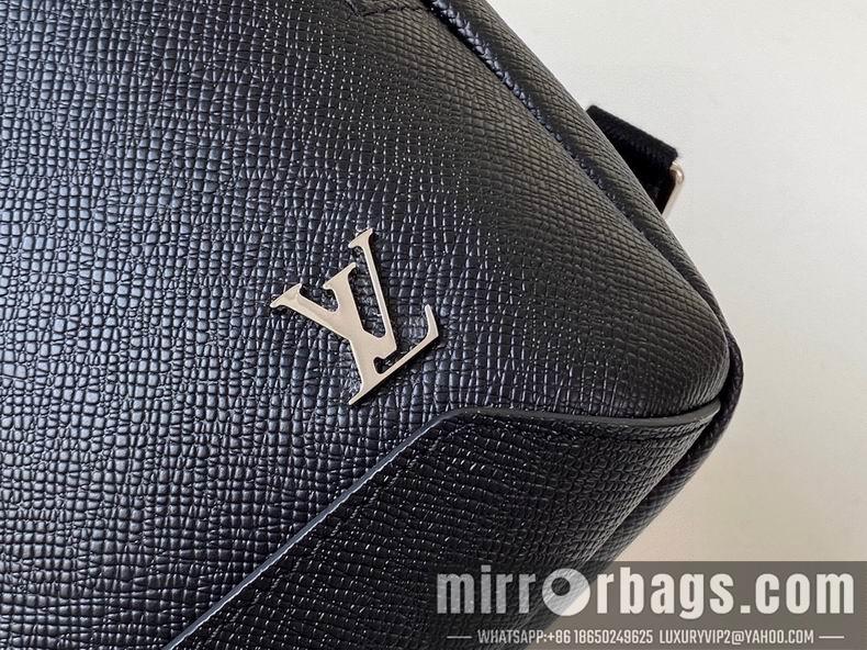 LV Replica Bags Avenue M30443 20x31x10 cm gf