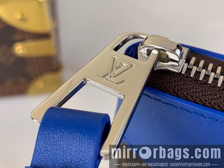 LV Replica Bags Voyage m13198 21x7.5x30cm gf