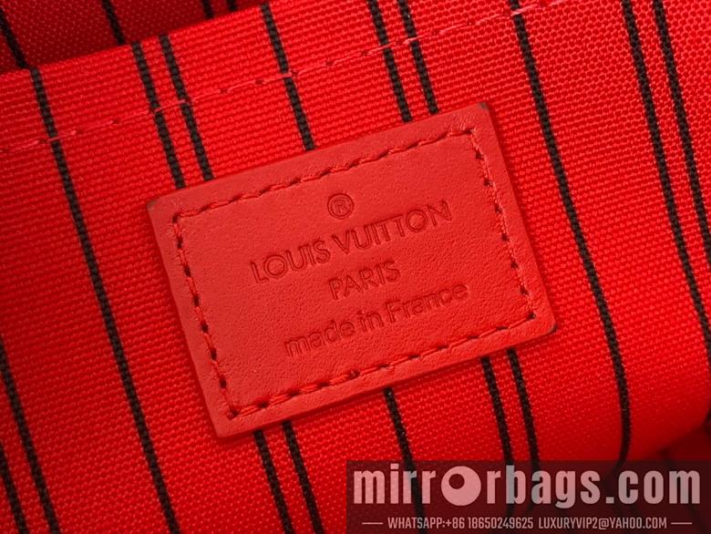 LV Replica Bags Voyage m13198 21x7.5x30cm gf4