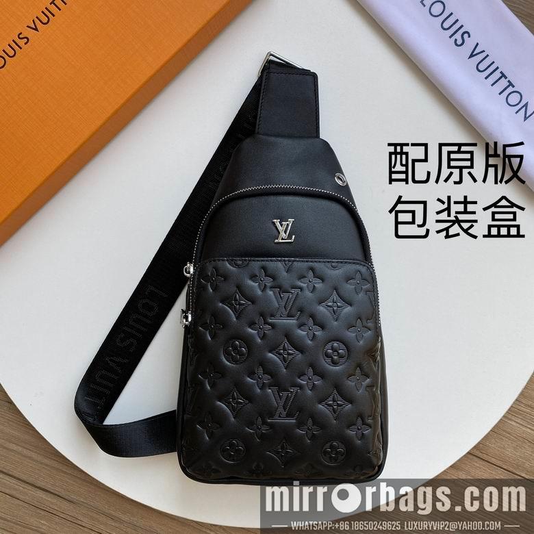 LV Replica Bags 1025 30X17X5cm
