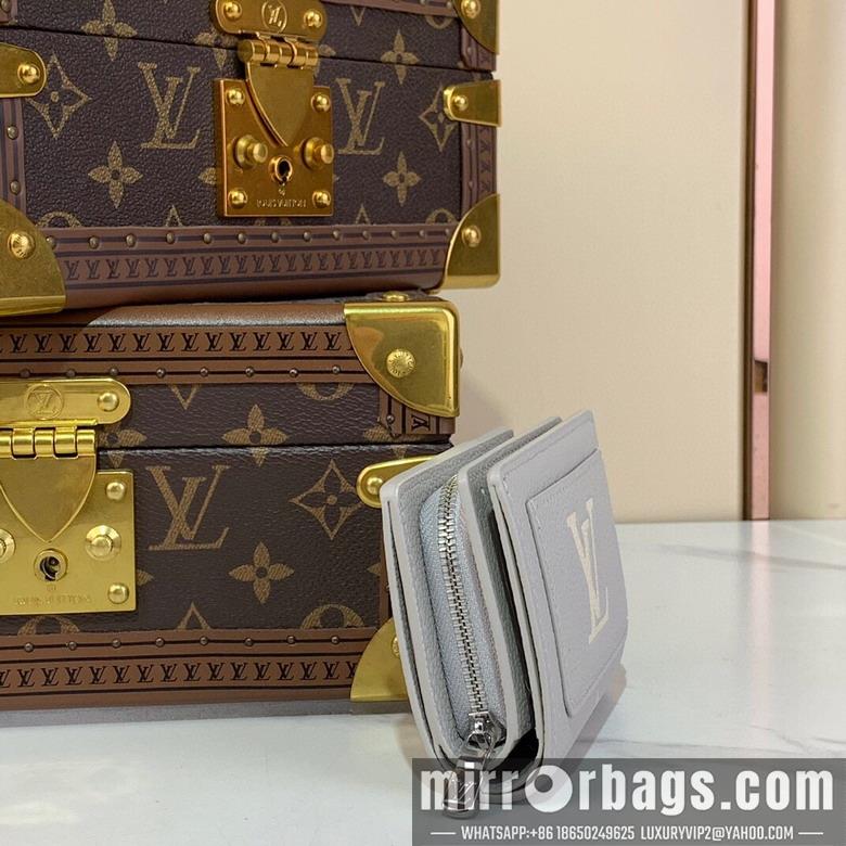 LV Replica Bags Clea m14153 11x8.5x3.5cm gf