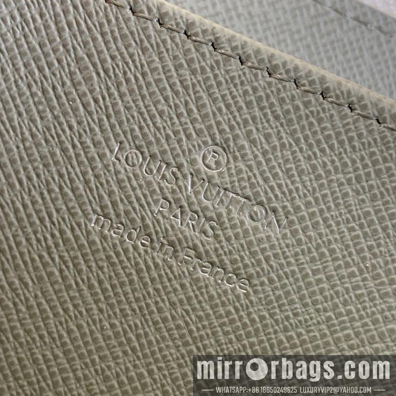 LV Replica Bags Zippy M13908 19.5x10.5x2.5cm gf