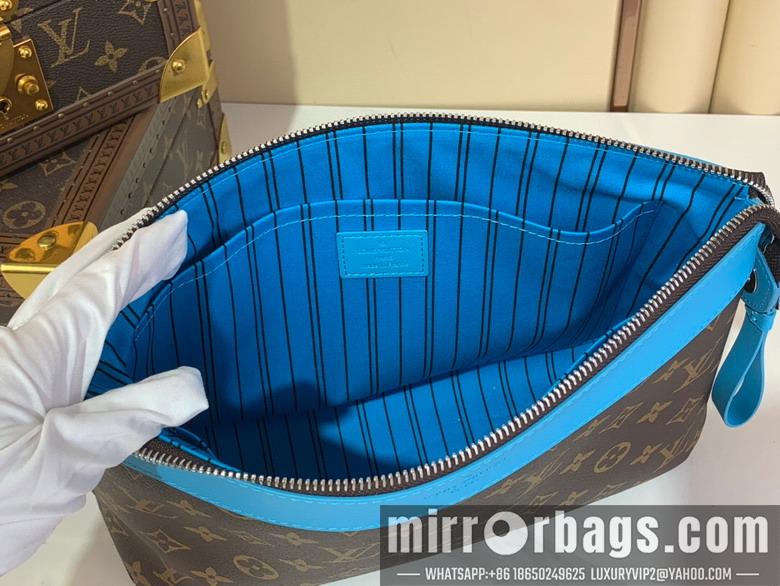 LV Replica Bags Voyage m13198 21x7.5x30cm gf5