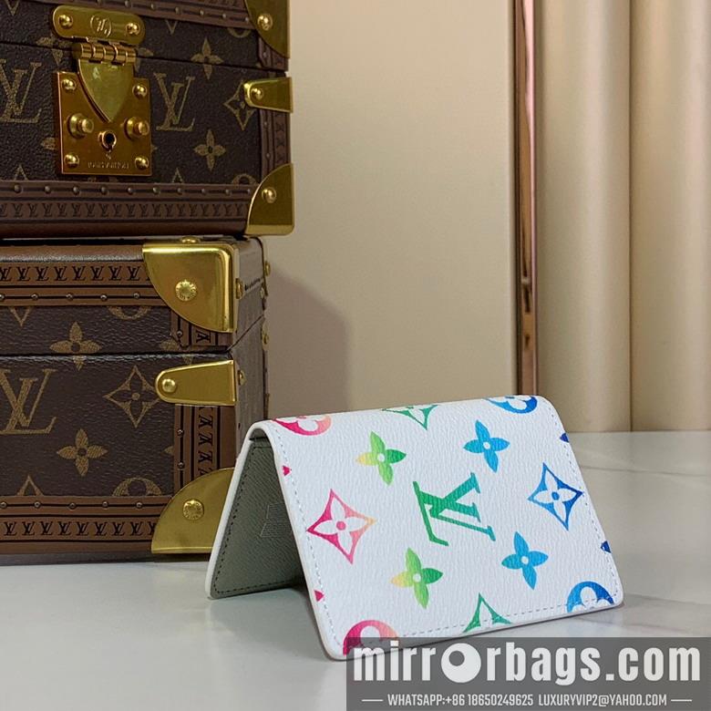 LV Replica Bags M13910 8x11x1cm gf