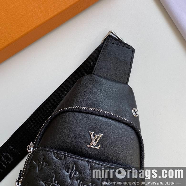 LV Replica Bags 1025 30X17X5cm