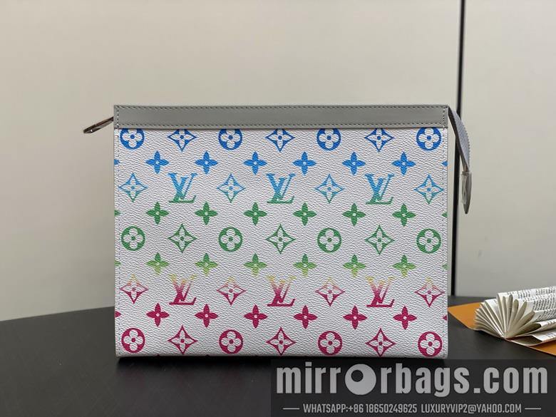 LV Replica Bags Voyage M13907 27x21x5cm gf