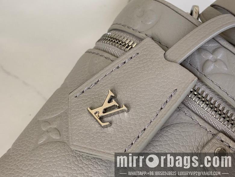 LV Replica Bags Vanity m13593 11.5x6.5x19cm gf