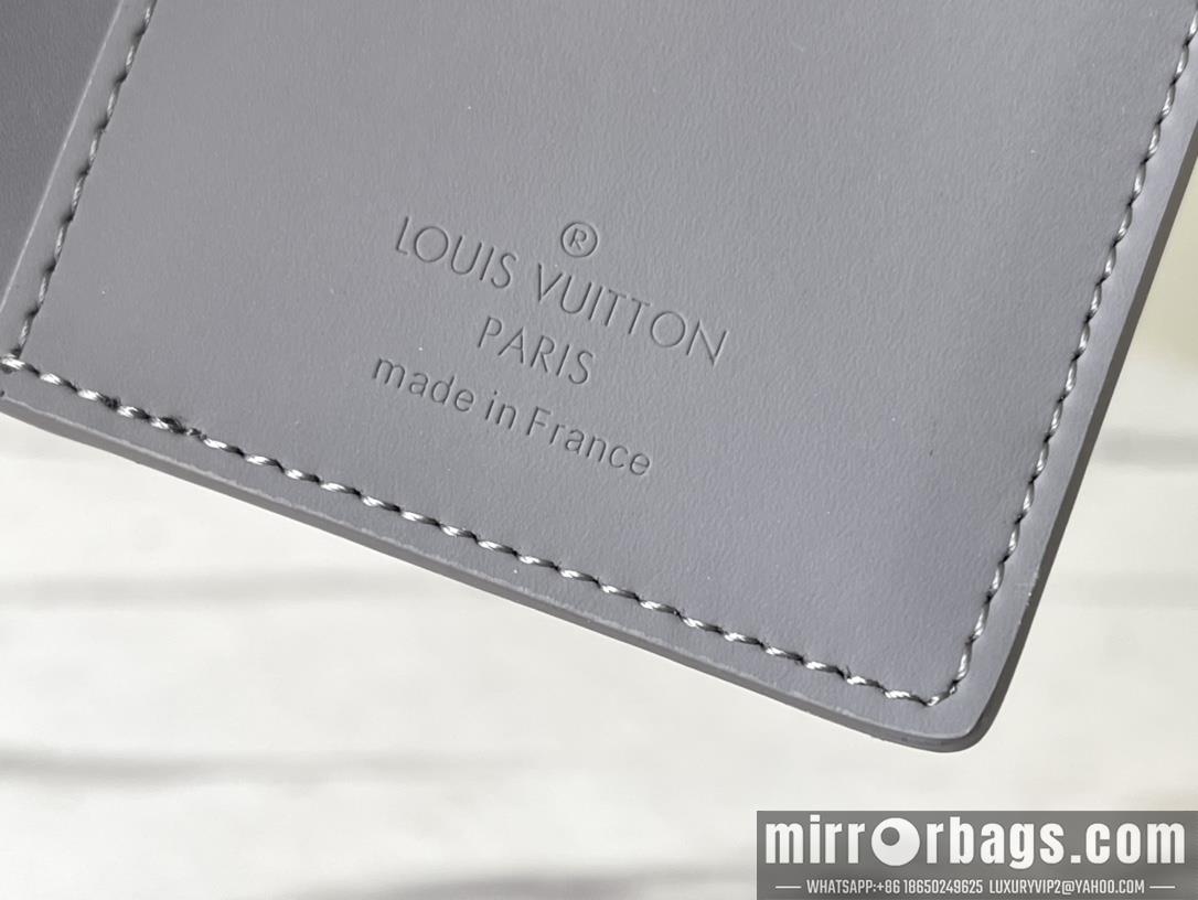 LV Replica Bags Aerogram M81028 8x11x1 cm gf