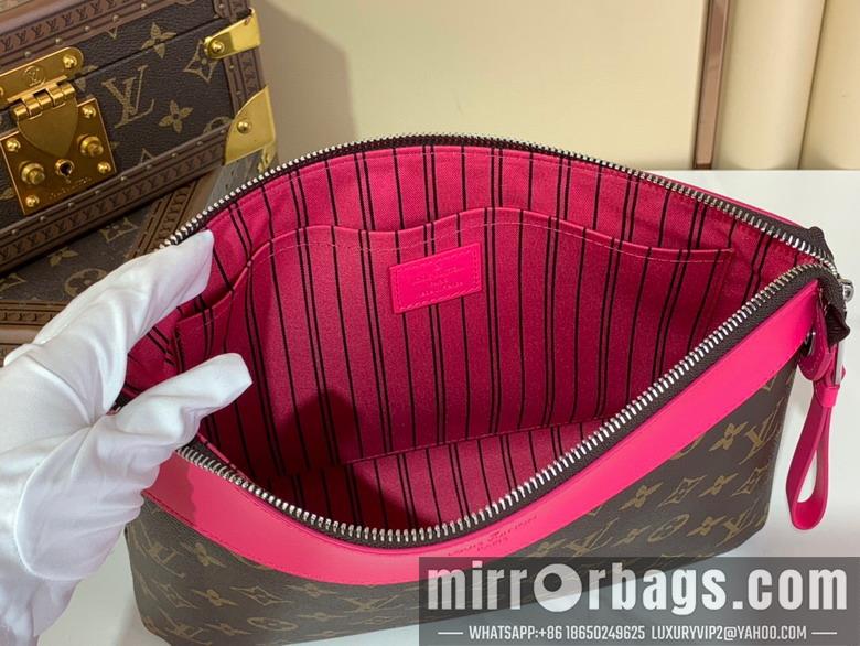 LV Replica Bags Voyage m13198 21x7.5x30cm gf3
