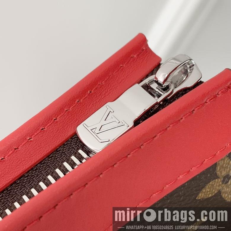 LV Replica Bags Alpha M81124 18.5x11x6.5cm gf3