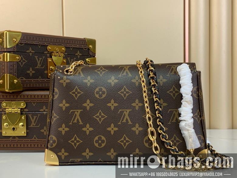 LV Replica Bags Trunkie m14526 16x8x27cm gf