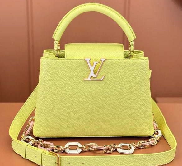 LV Replica Bags Capucines M24684 27X18X9cm  2colour