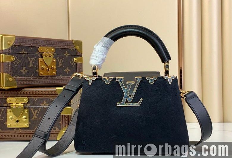 LV Replica Bags Cap m11924 13.6x8x21cm