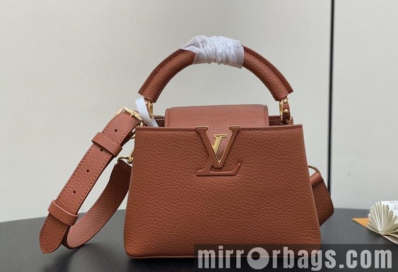 LV Replica Bags Cap M25089 21x14x8cm