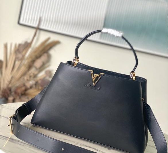 LV Replica Bags Cap M24607 38x23x16cm.