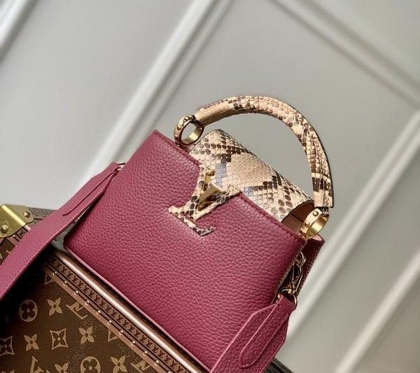 LV Replica Bags Capucines N82067 21x14x8cm