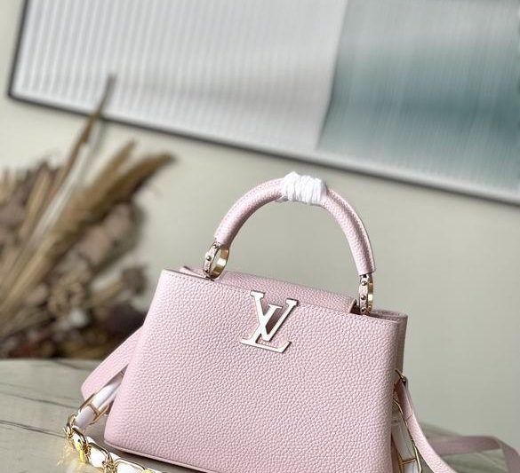 LV Replica Bags Capucines M23199 27x18x9cm