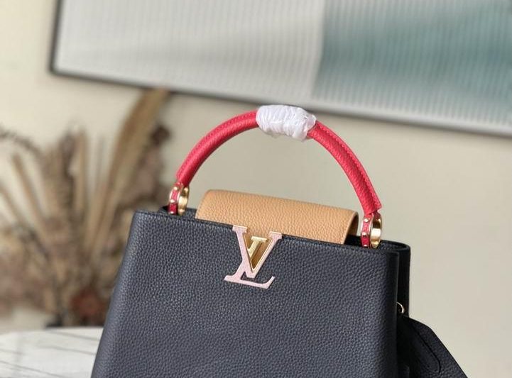 LV Replica Bags Capucines M20704 31.5x20x11cm