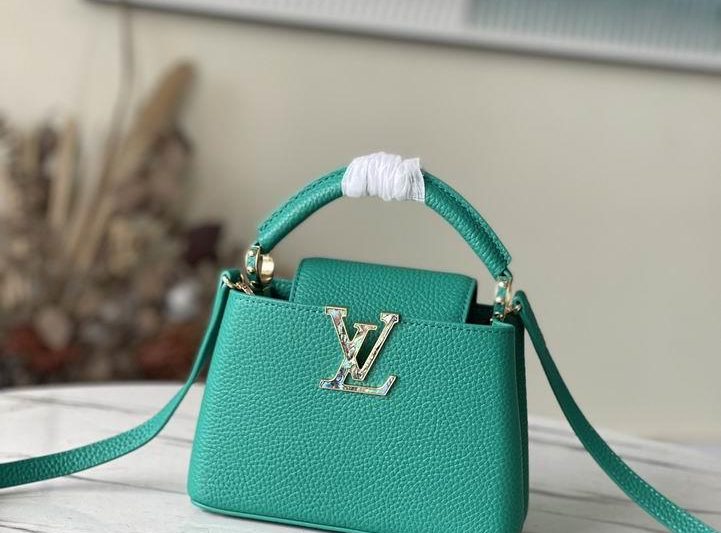 LV Replica Bags Capucines mini绿色贝母 M57219 21x14x8cm