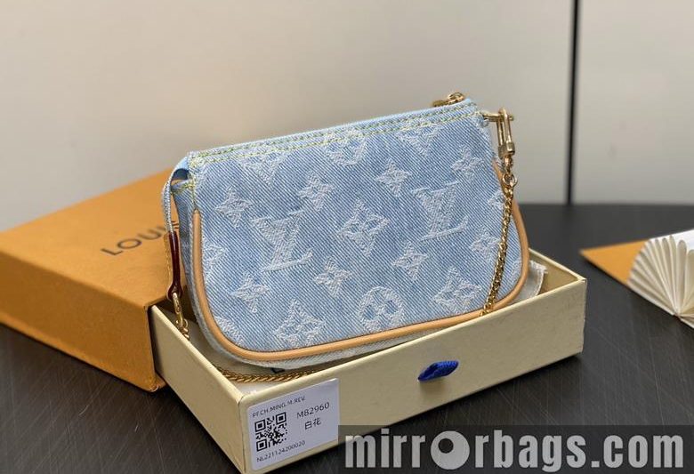 LV Replica Bags ACC M82960 4.5×9.5x4cm