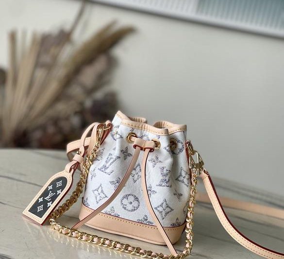 LV Replica Bags NanoNoe M83453 13x16x10cm