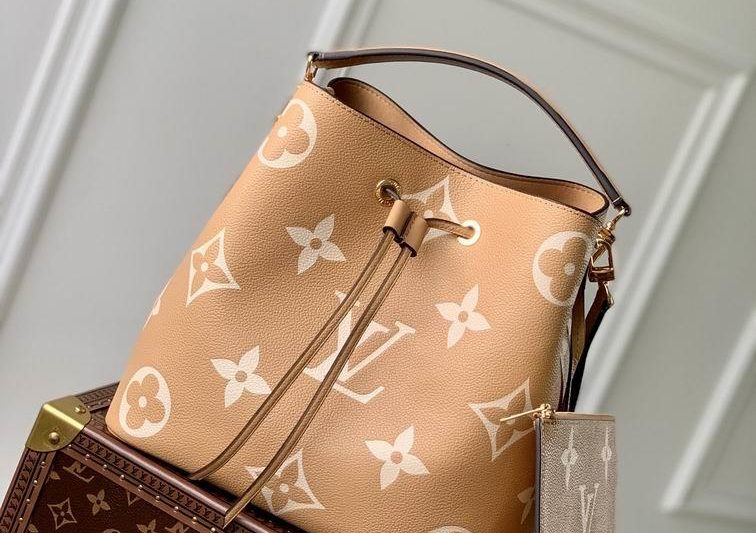 LV Replica Bags NeoNoe M45256浅棕 26x26x17.5cm