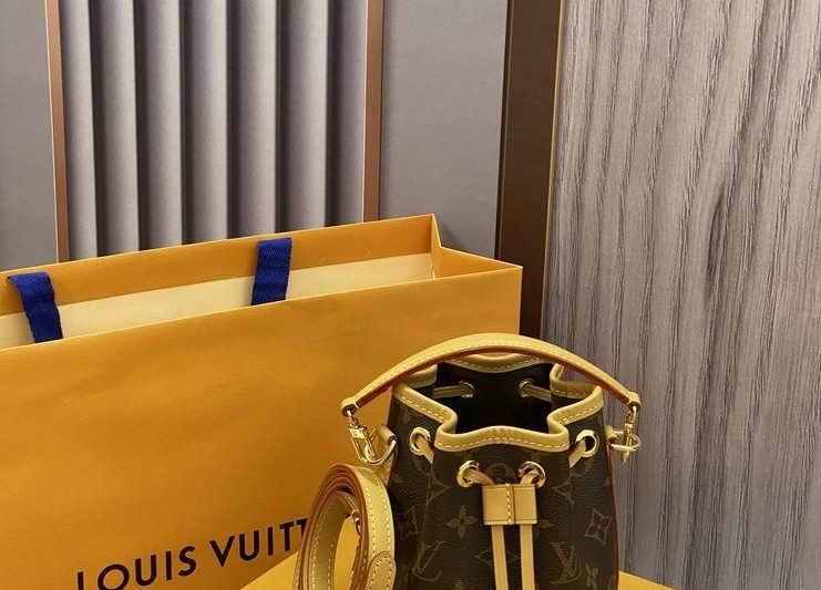 LV Replica Bags Nano Noe M81266 13x16x10cm色